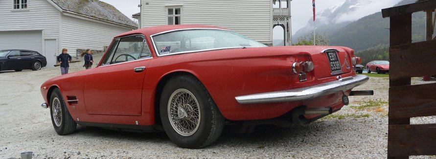 Maserati 5000GT Allemano på låvebrua - Slå den! ©Åsmund Tveit